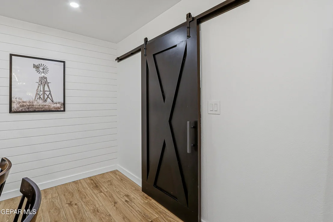 Photo of 10605 CAUSEWAY Drive