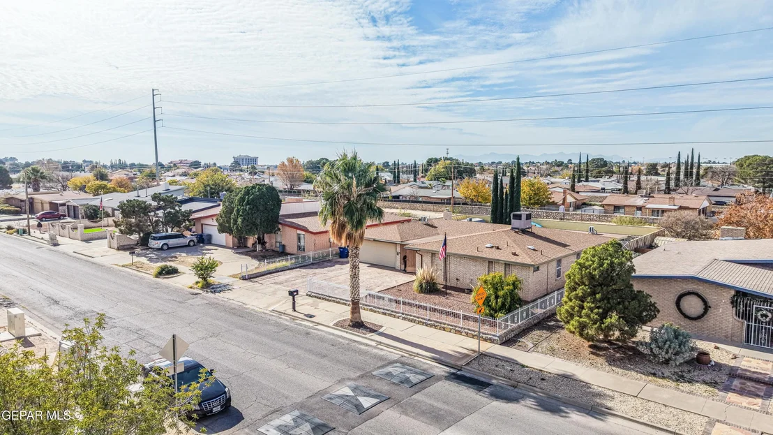 Photo of 2029 MERMAID Drive