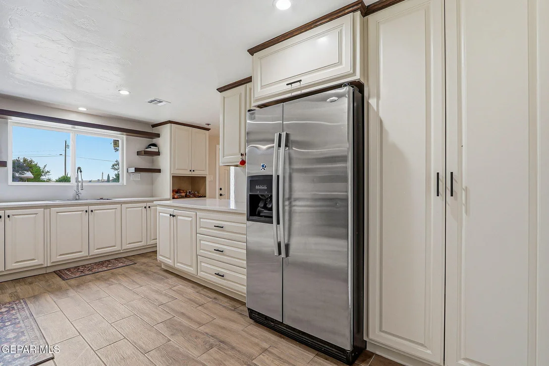 Photo of 224 Pacific Drive