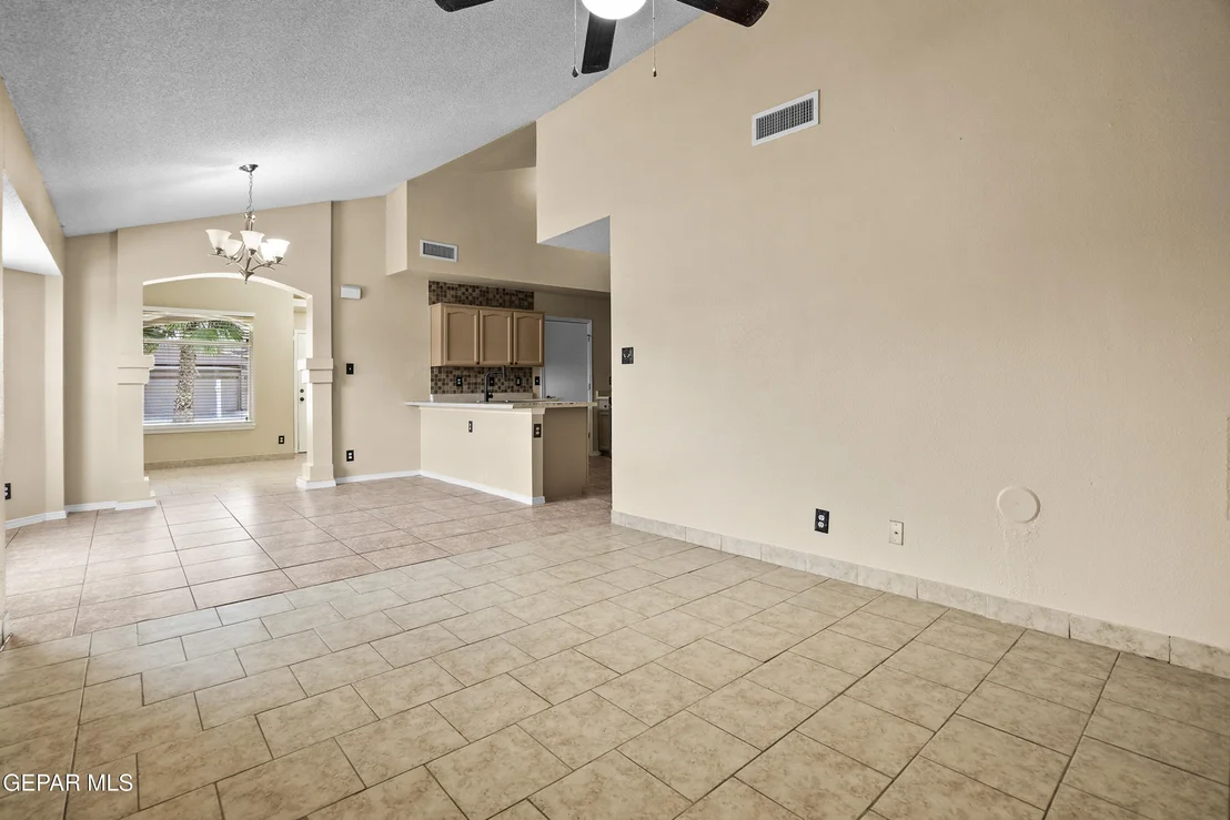 Photo of 513 Cactus Crossing Drive