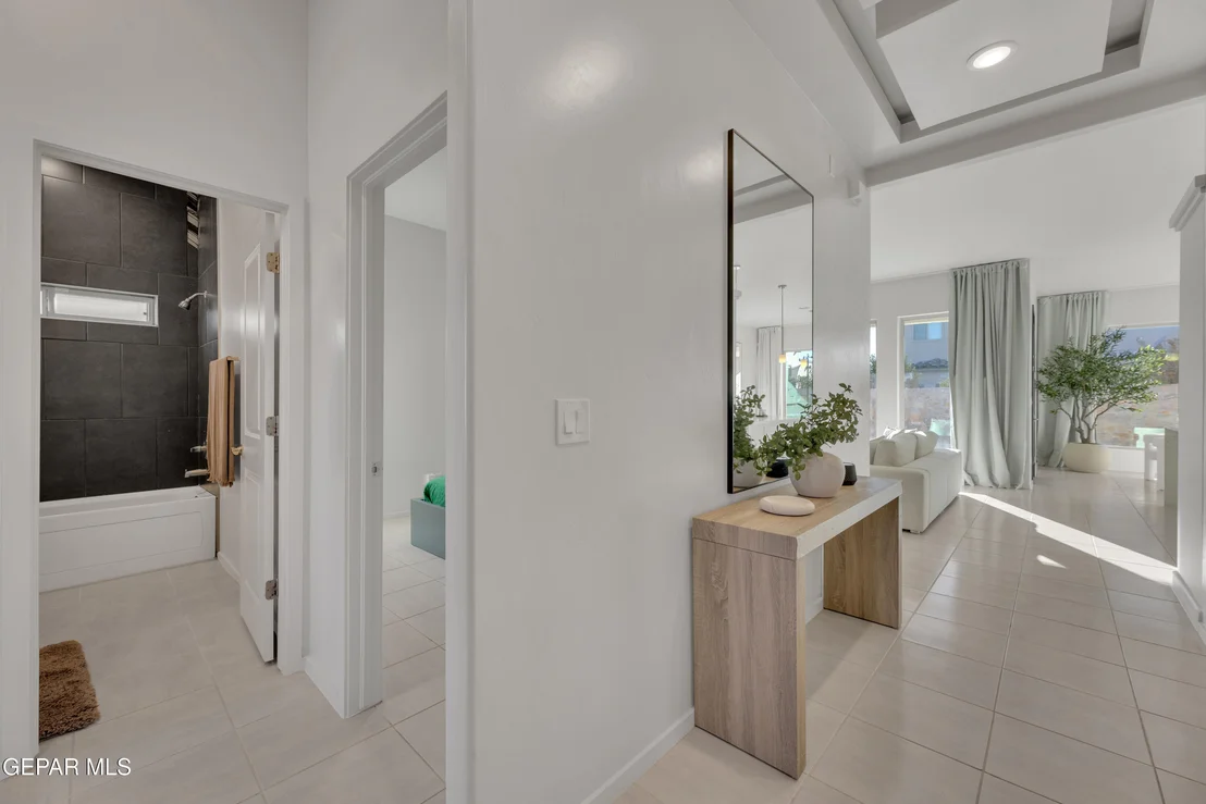 Photo of 973 Rothbury Street