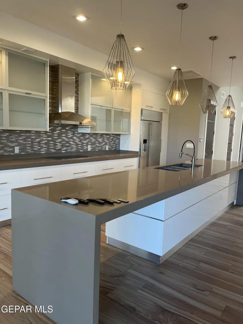 Photo of Unit 21 at 6006 Balcones Court