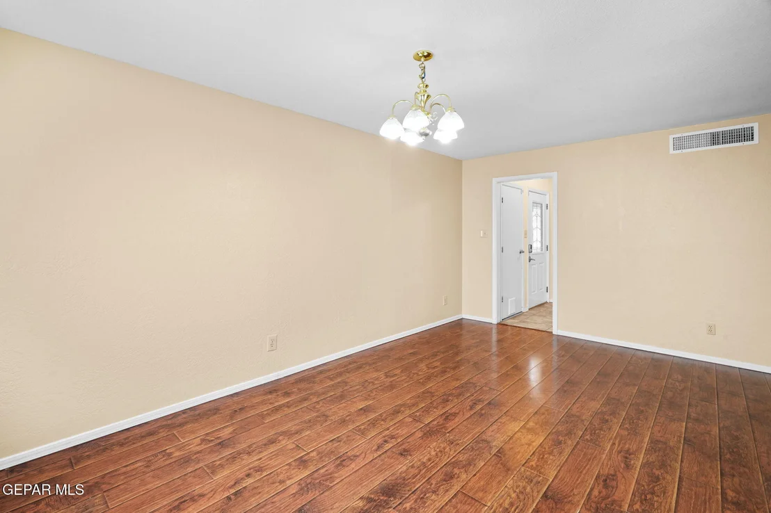 Photo of 10817 TONY JACKLIN Drive