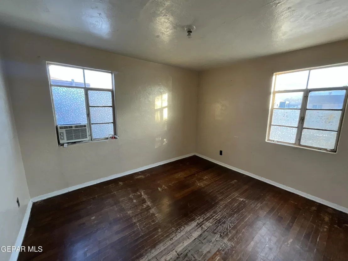 Photo of 320 Edith Drive