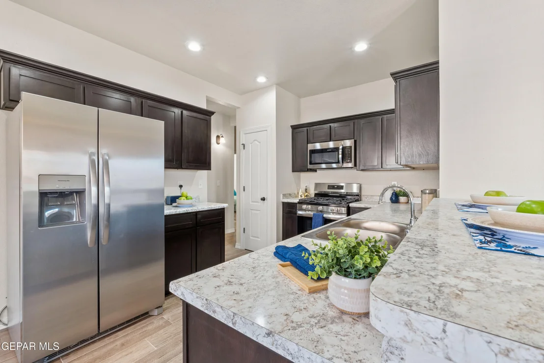 Photo of 325 Sand Gate Drive