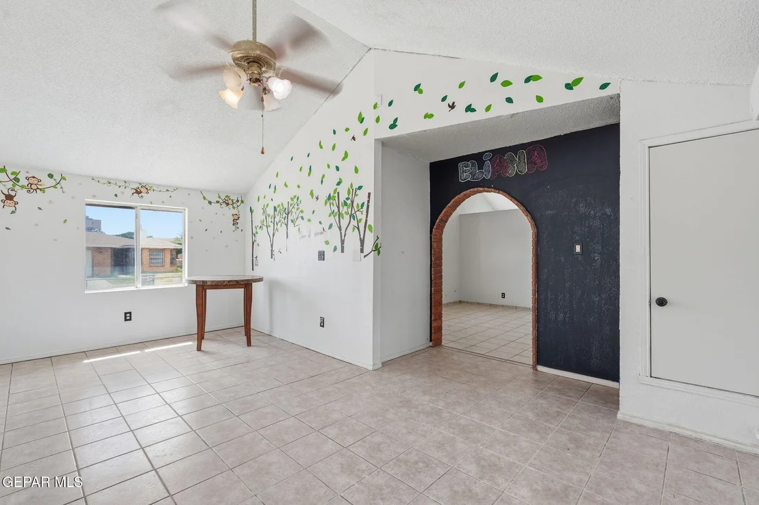 Photo of 10905 DIZZY DEAN Place