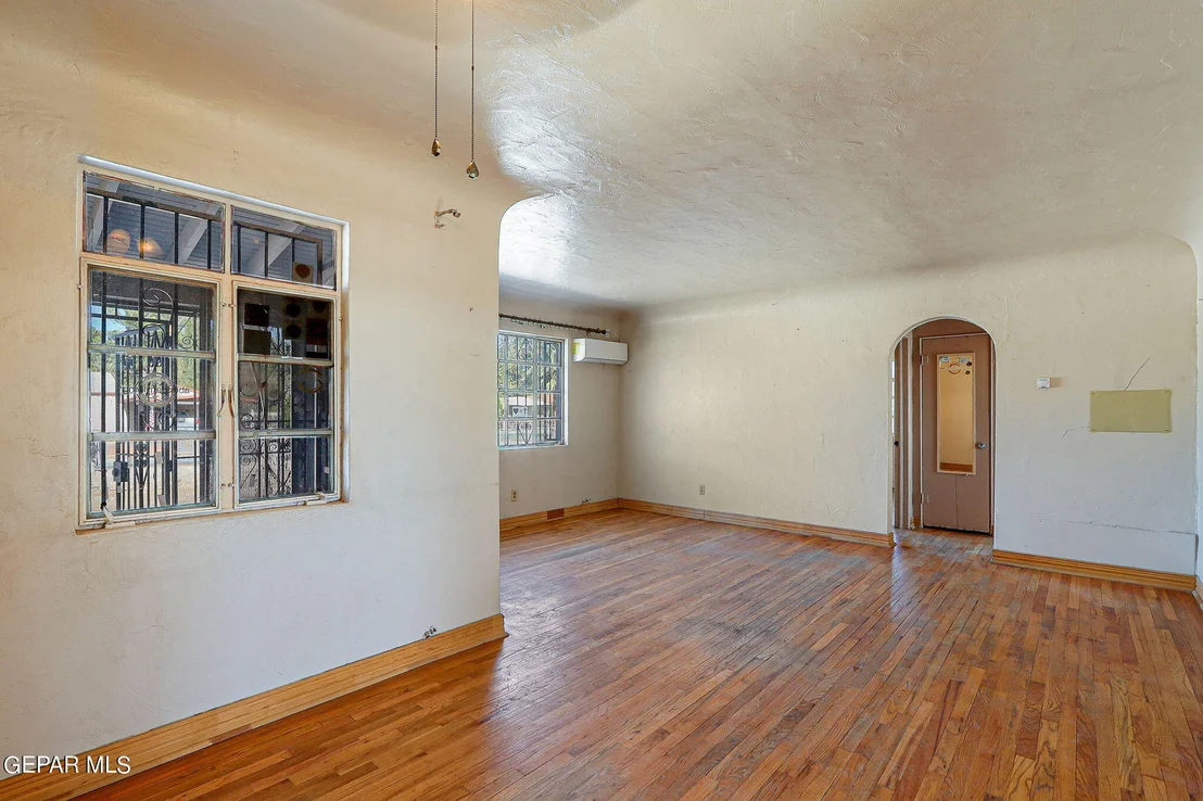 Photo of 8056 Carpenter Drive