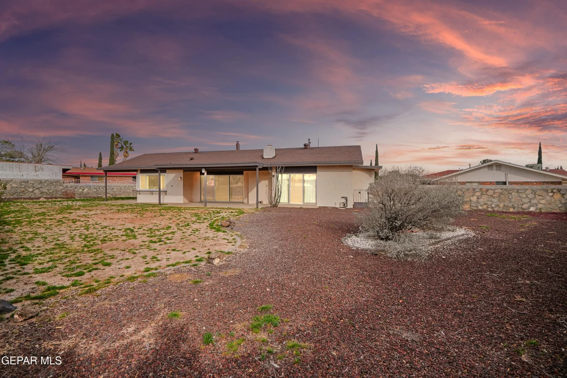 Photo of 1417 MONTE NEGRO Drive