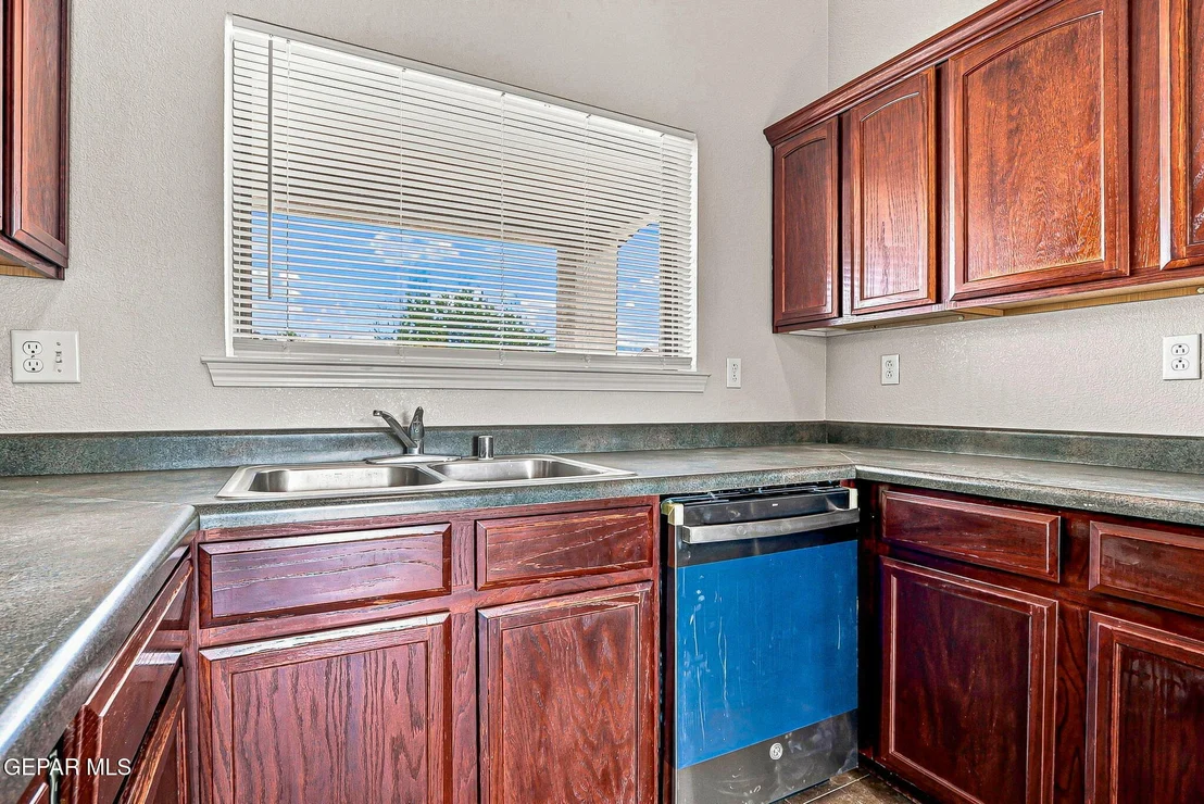 Photo of 12008 COPPER HILL Place