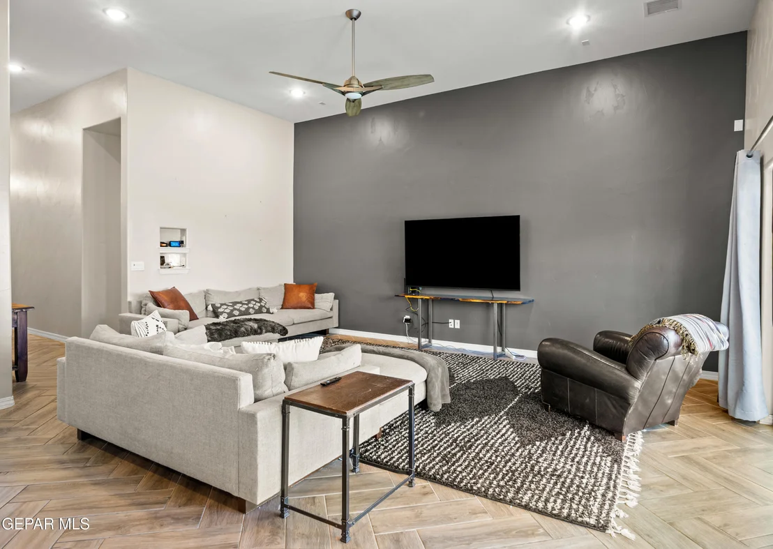 Photo of 6281 TAMPA RIVER Place