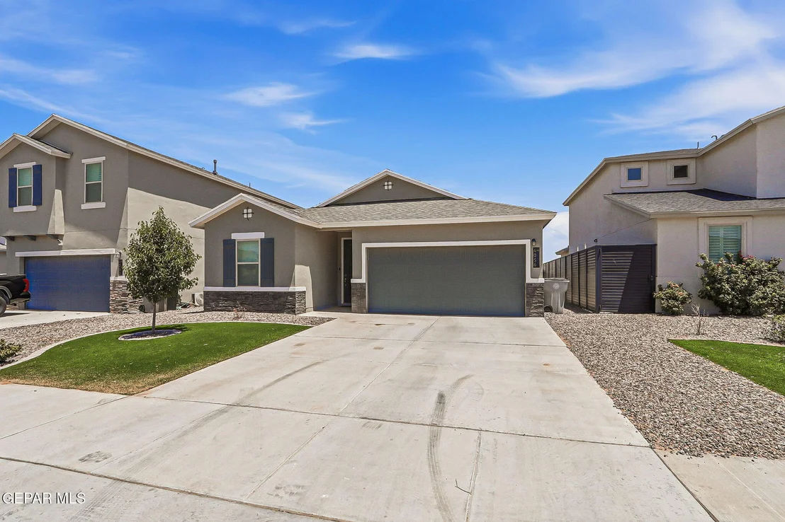Photo of 4056 DESERT NOMAD Drive