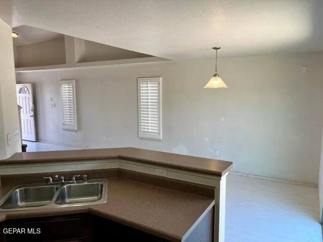 Photo of 2704 Stone Rock Street