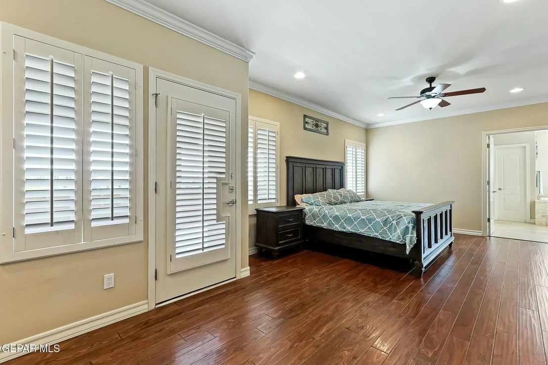 Photo of 1140 CALLE LOMAS Drive