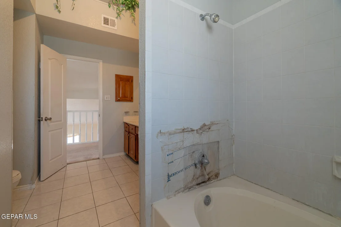 Photo of 5920 W VALLEY Circle