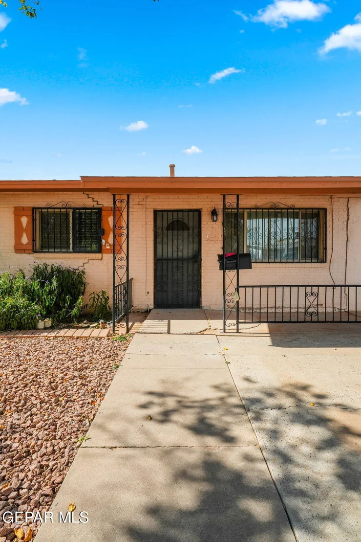 Photo of 9205 MOUNT SHASTA Drive