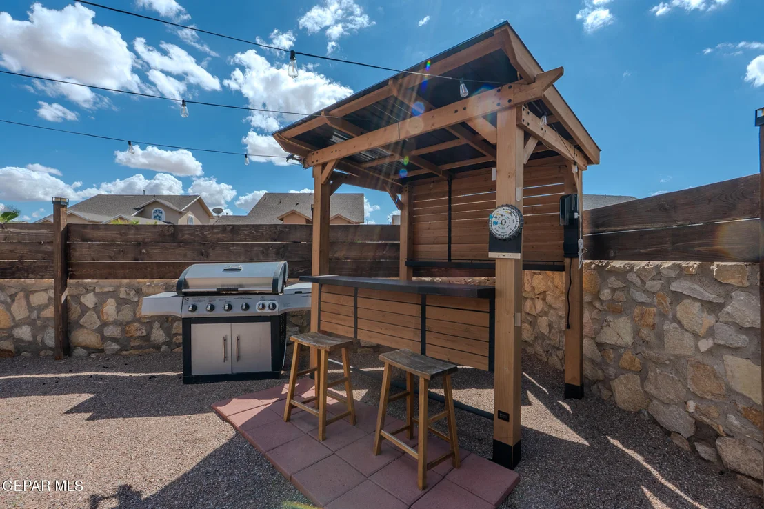 Photo of 10031 PALOMA Drive