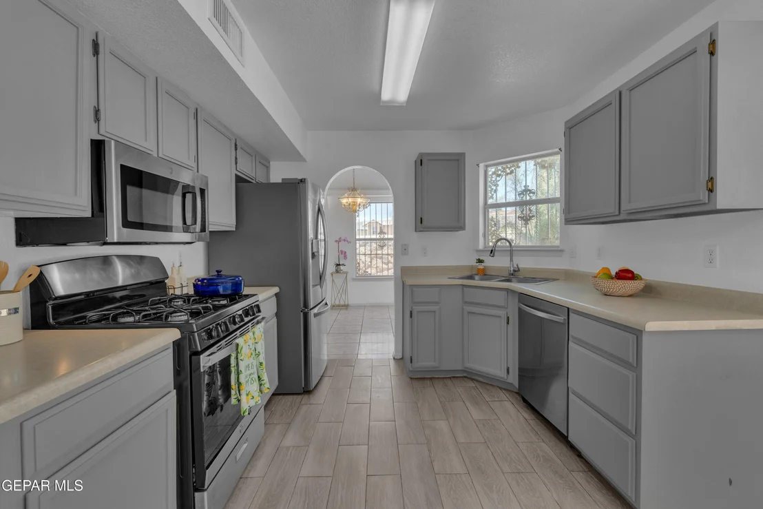Photo of 1444 John Phelan Drive