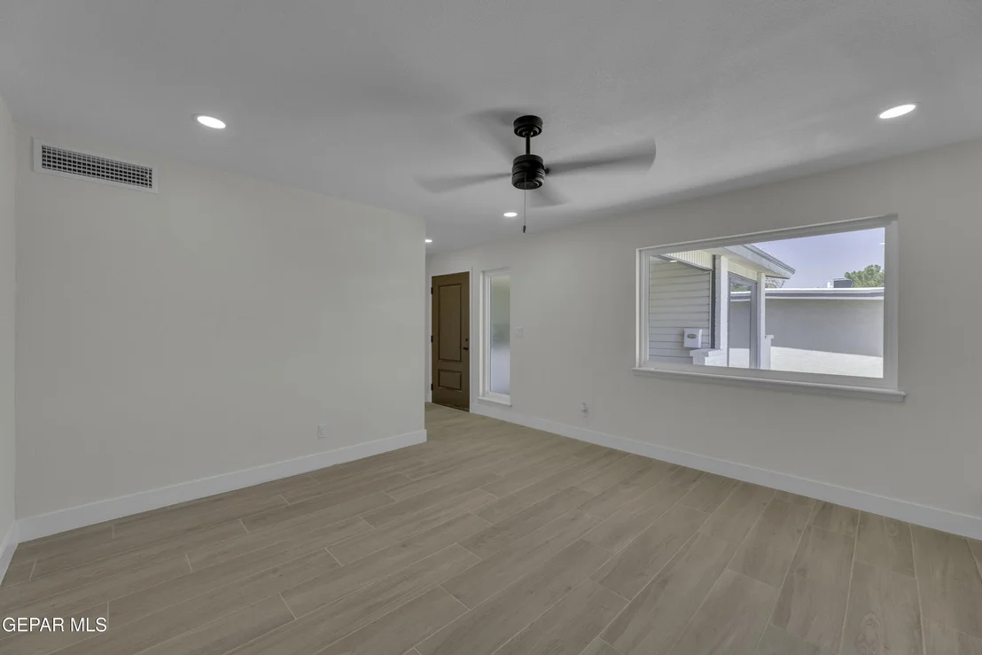 Photo of 2153 SEPTIEMBRE Drive