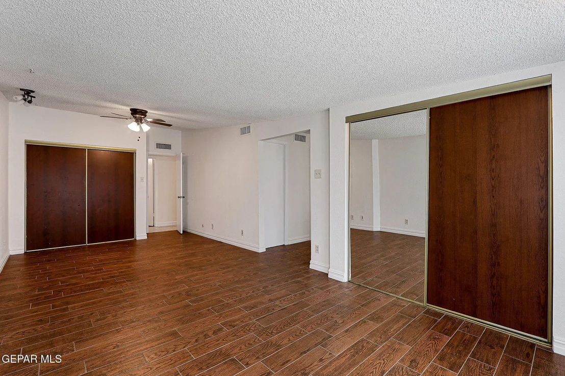 Photo of 4540 Swan Drive Drive
