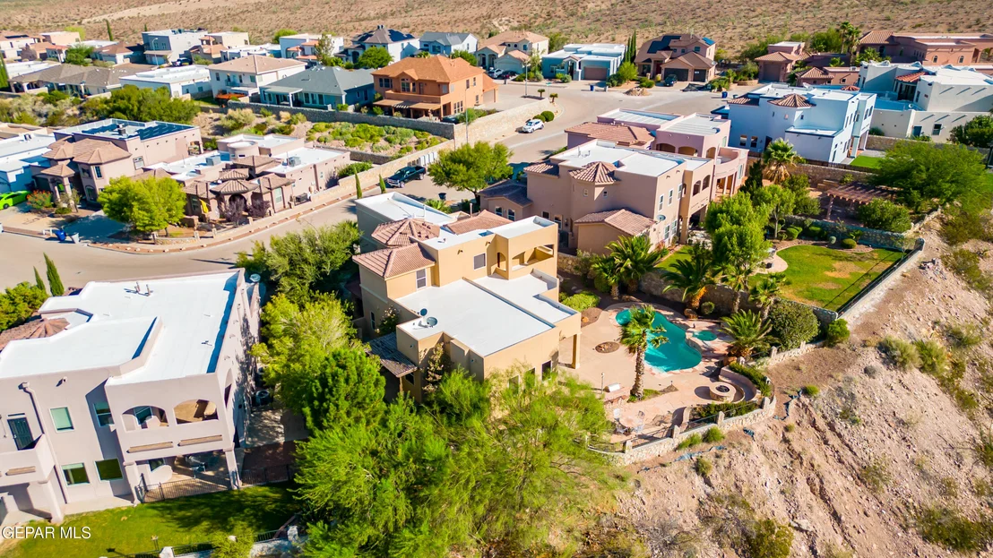 Photo of 6540 CABANA DEL SOL Drive