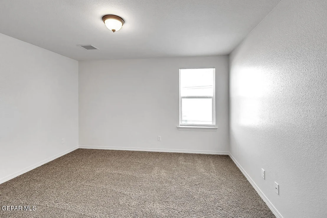 Photo of 3845 Object Place