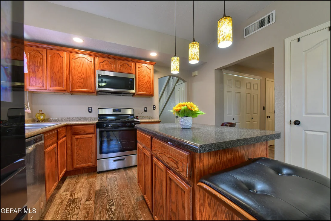 Photo of 11813 DEER GRASS Circle
