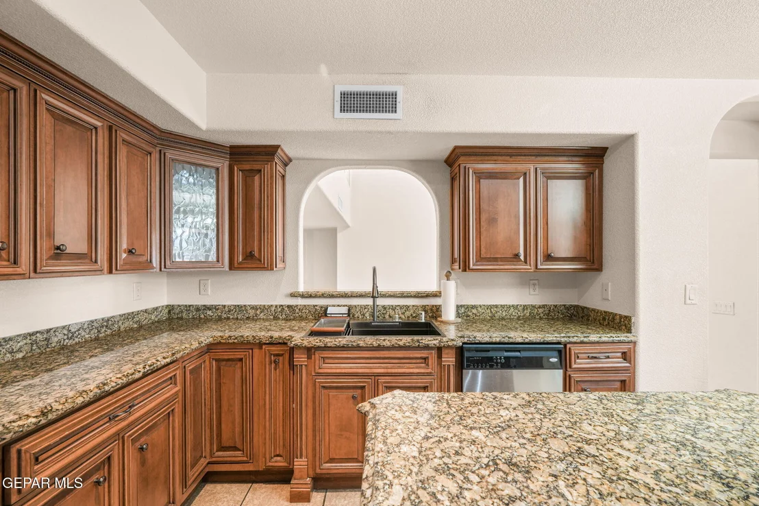 Photo of 14840 Holden Road