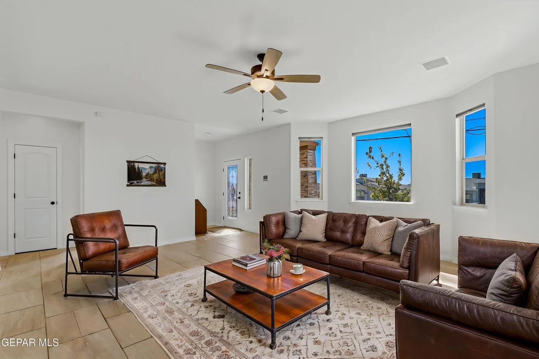Photo of 14927 PEBBLE HILLS Boulevard