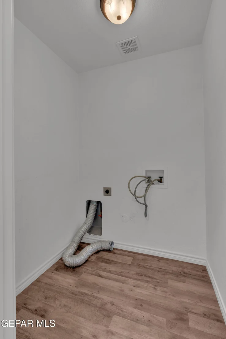 Photo of 3040 STORMY POINT Drive