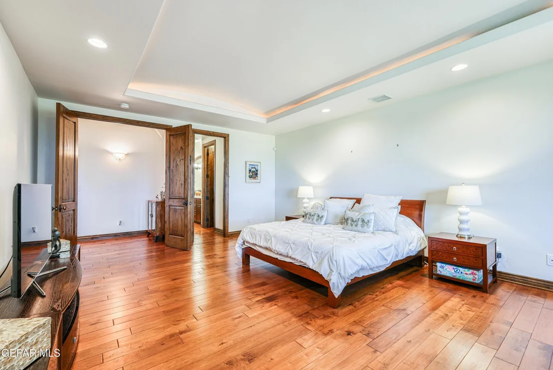 Photo of 6309 VIA SERENA Drive