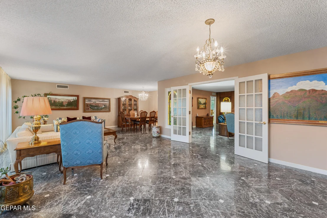 Photo of 6233 Meteor Way