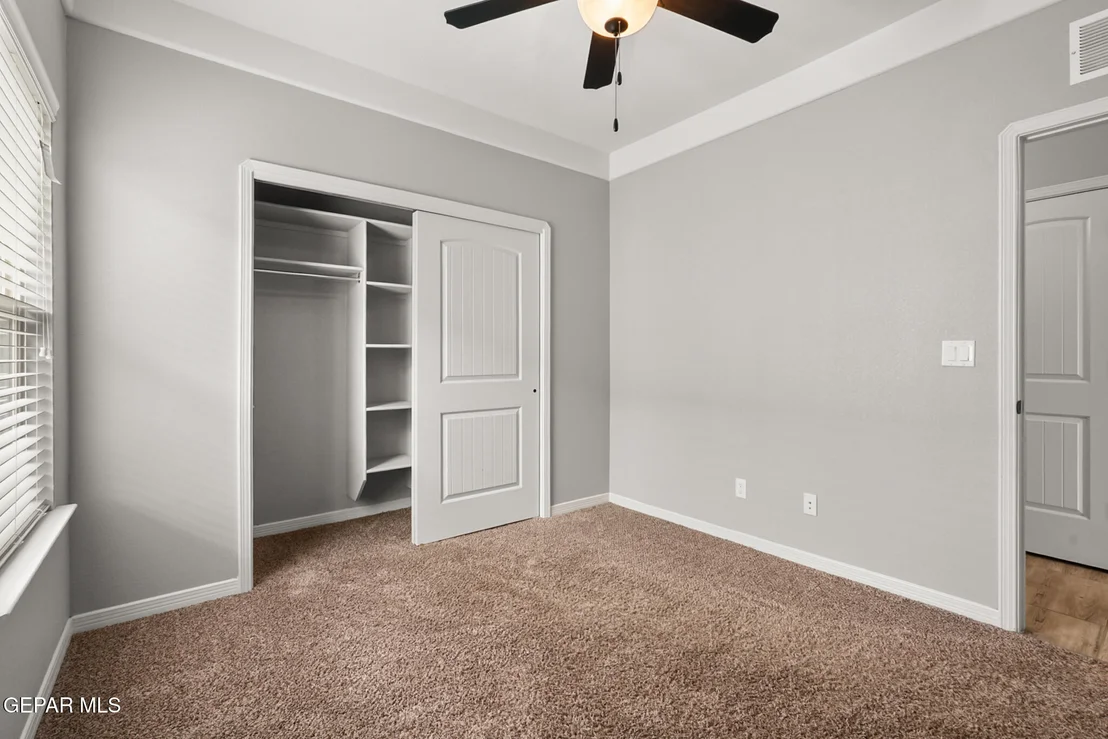 Photo of 654 DARLINGTON Drive
