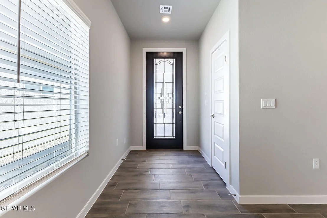 Photo of 15225 Composition Avenue