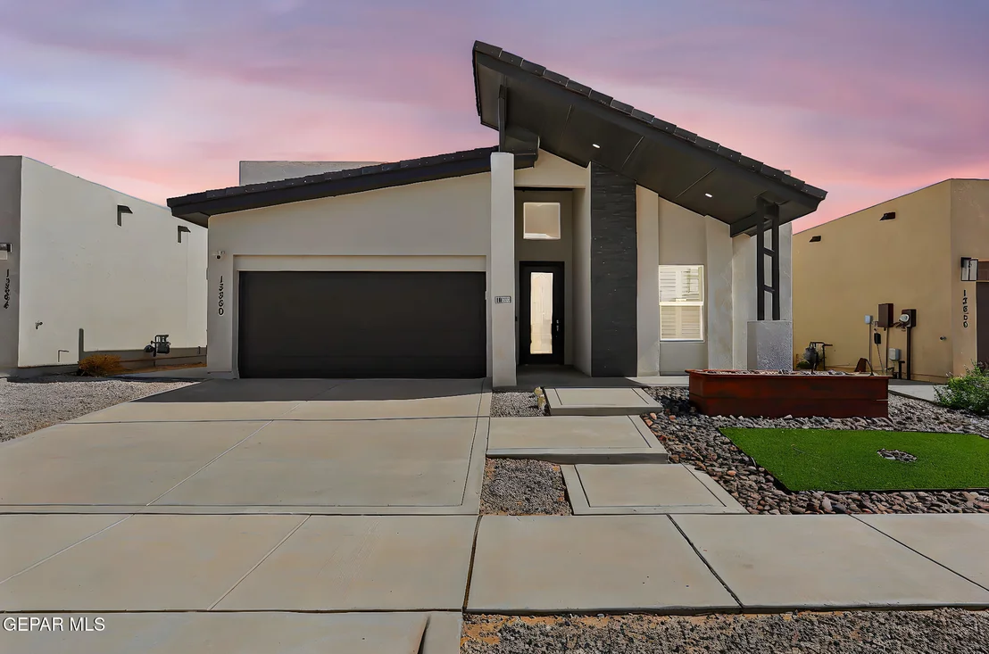 Photo of 13860 Summer View Avenue