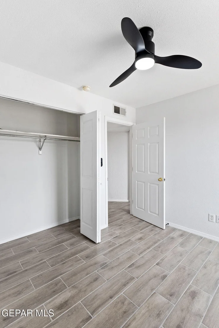 Photo of 11003 STONEBRIDGE Drive