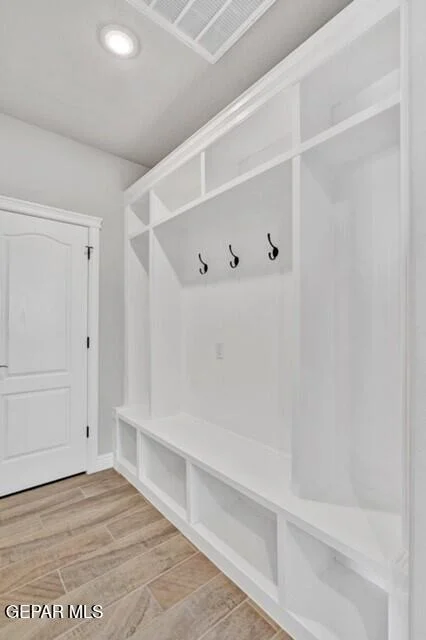 Photo of 7421 Schweitz Court