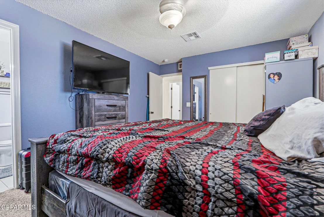Photo of 616 VILLAS DEL VALLE Road