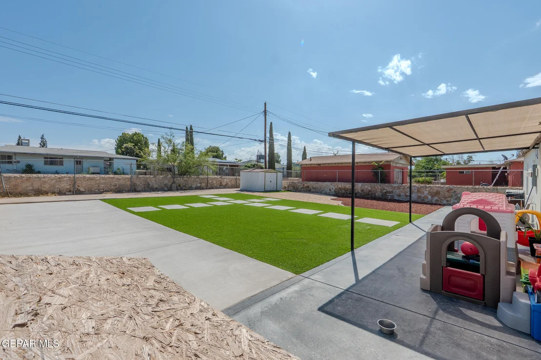 Photo of 7561 MAZATLAN Drive