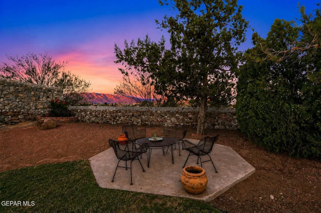 Photo of 7616 DIANJOU Drive