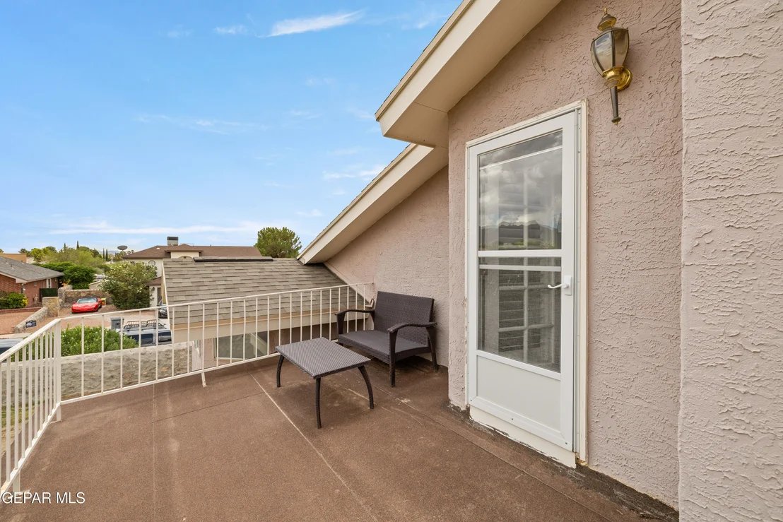 Photo of 1000 SUN RIDGE Drive