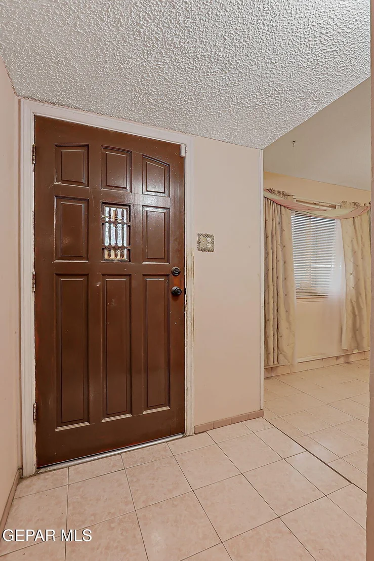 Photo of 7925 Broadway Drive