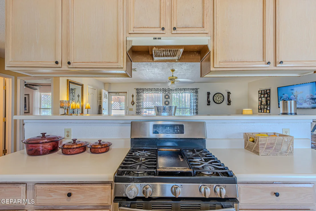 Photo of 1551 SEMINOLE Drive