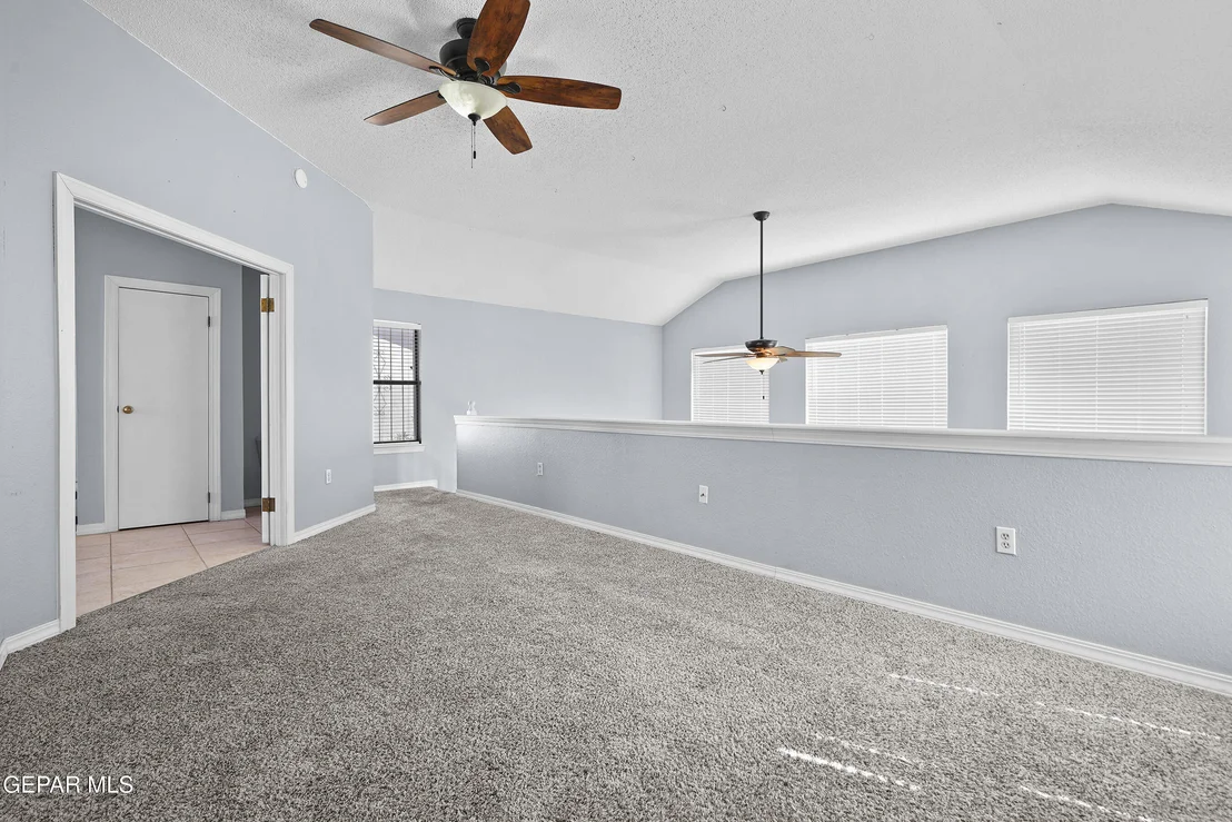 Photo of 6860 RIDGE TOP Drive