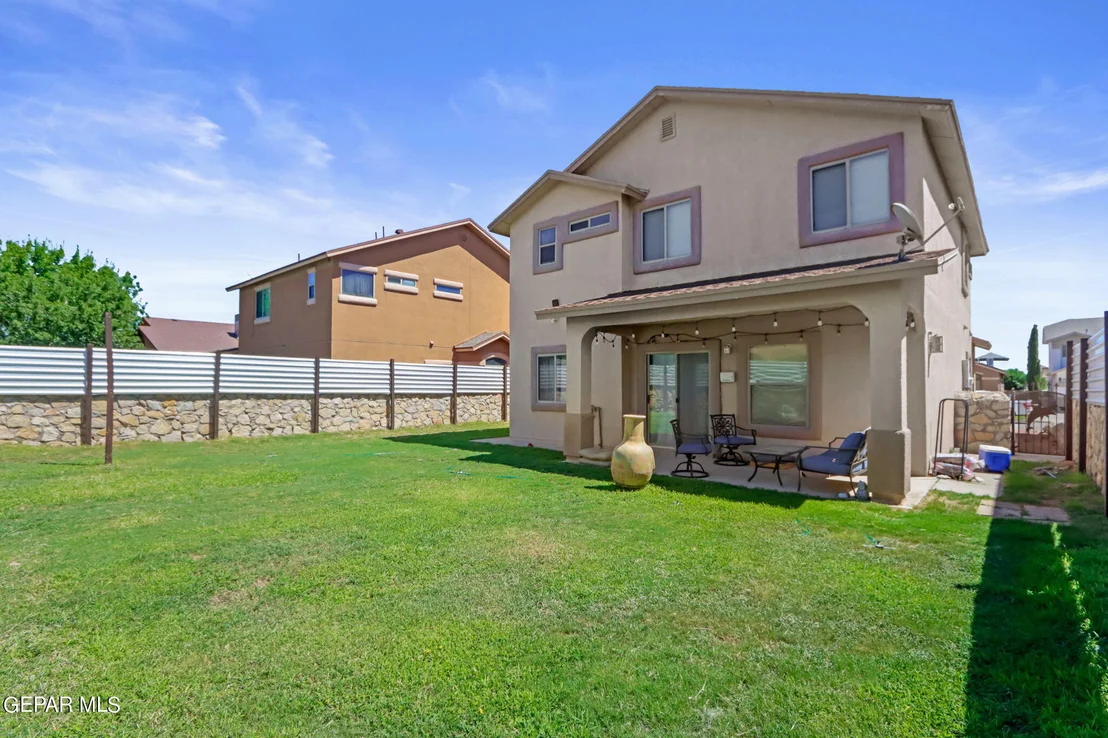 Photo of 11521 CHARLES BOYLE Place