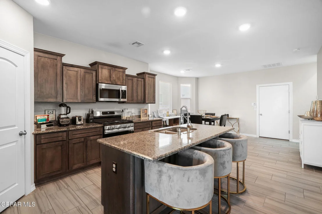 Photo of 14947 PEBBLE HILLS Boulevard