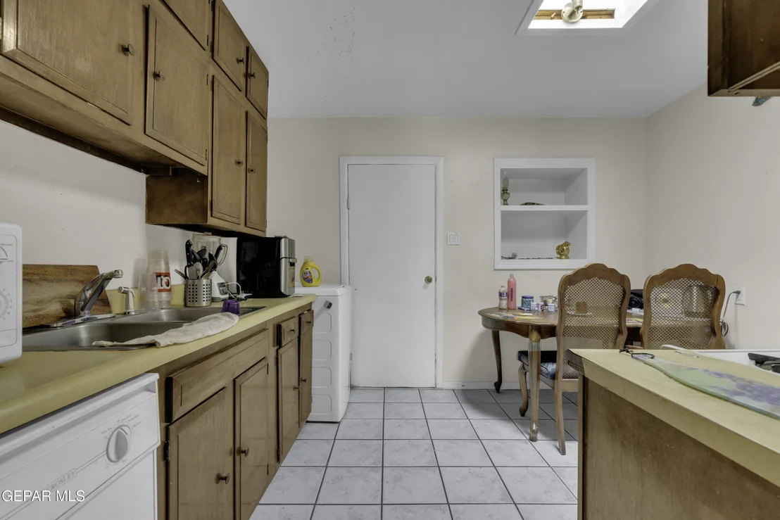 Photo of 4733 TETONS Drive