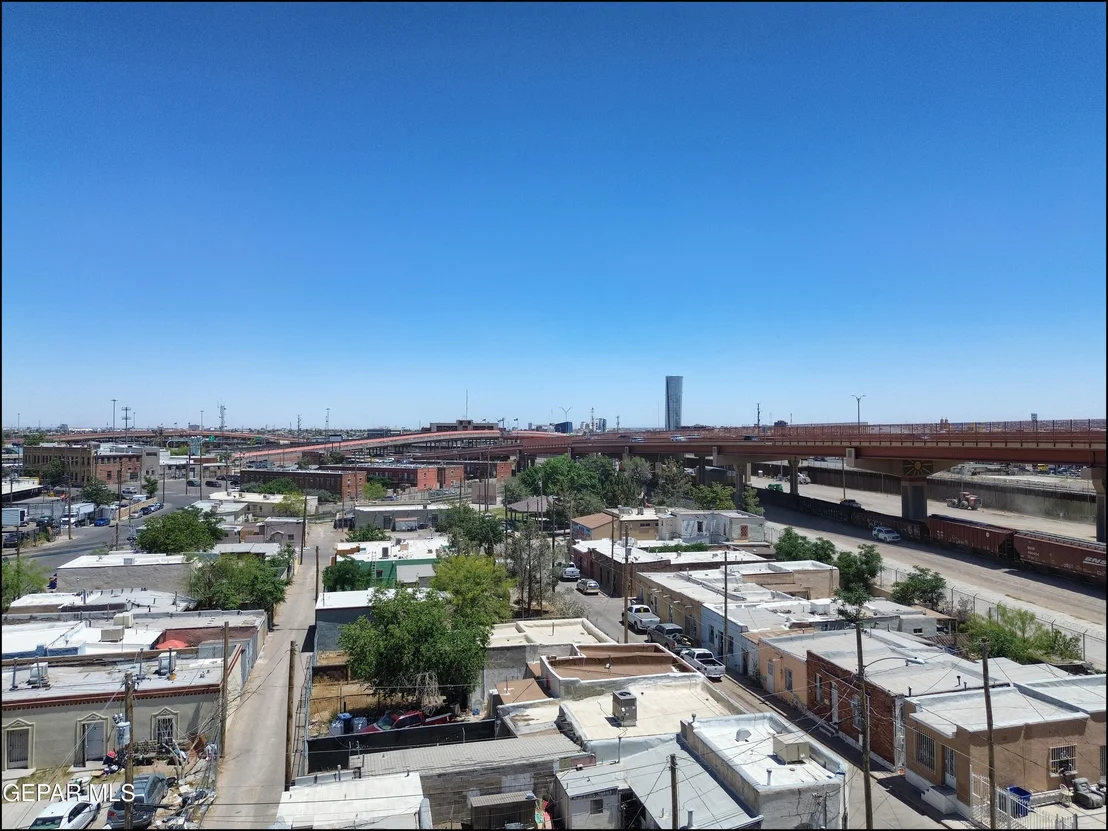 Photo of 504 CANAL Road
