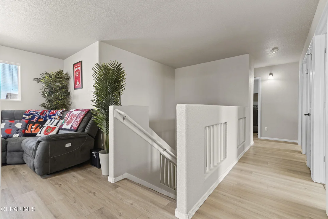 Photo of 14648 MEADOW LAWN