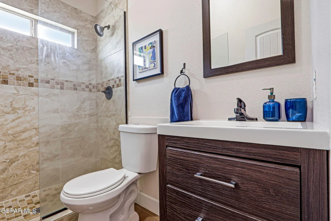 Photo of 5833 SPANISH Place