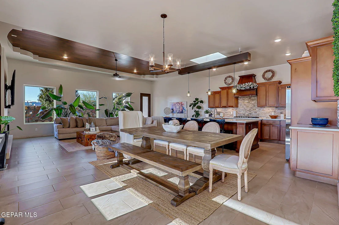Photo of 12233 BIDDLESTON Drive